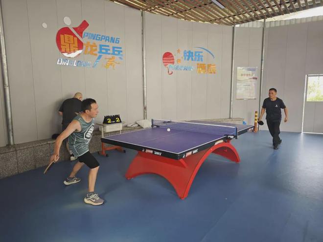 国球进社区——“乒”尽全力活力健康“邻”距离