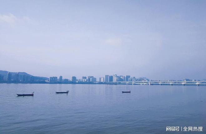 美出圈！杭州钱塘江畔最美跑道20张美图 画风拉满喜迎亚运氛围感(图8)
