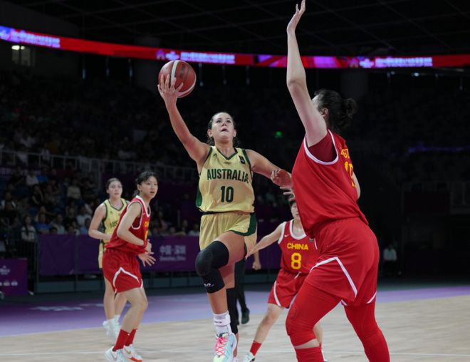 U18女篮亚洲杯：中国惨败澳大利亚队史第六亚 张子宇42+14累瘫(图2)