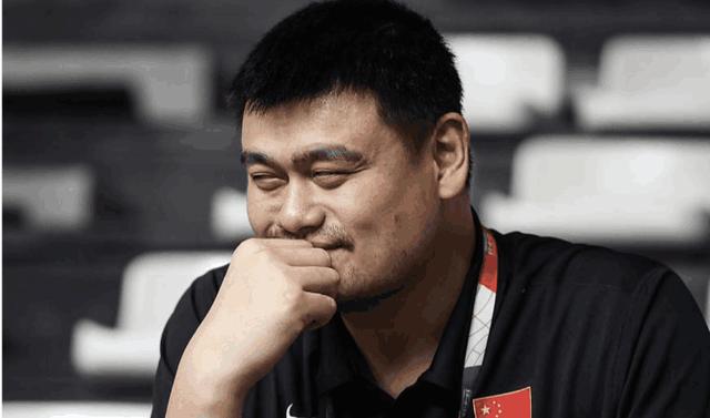 NBA和CBA的篮筐高度是3米05姚明给他详细回答证明(图5)