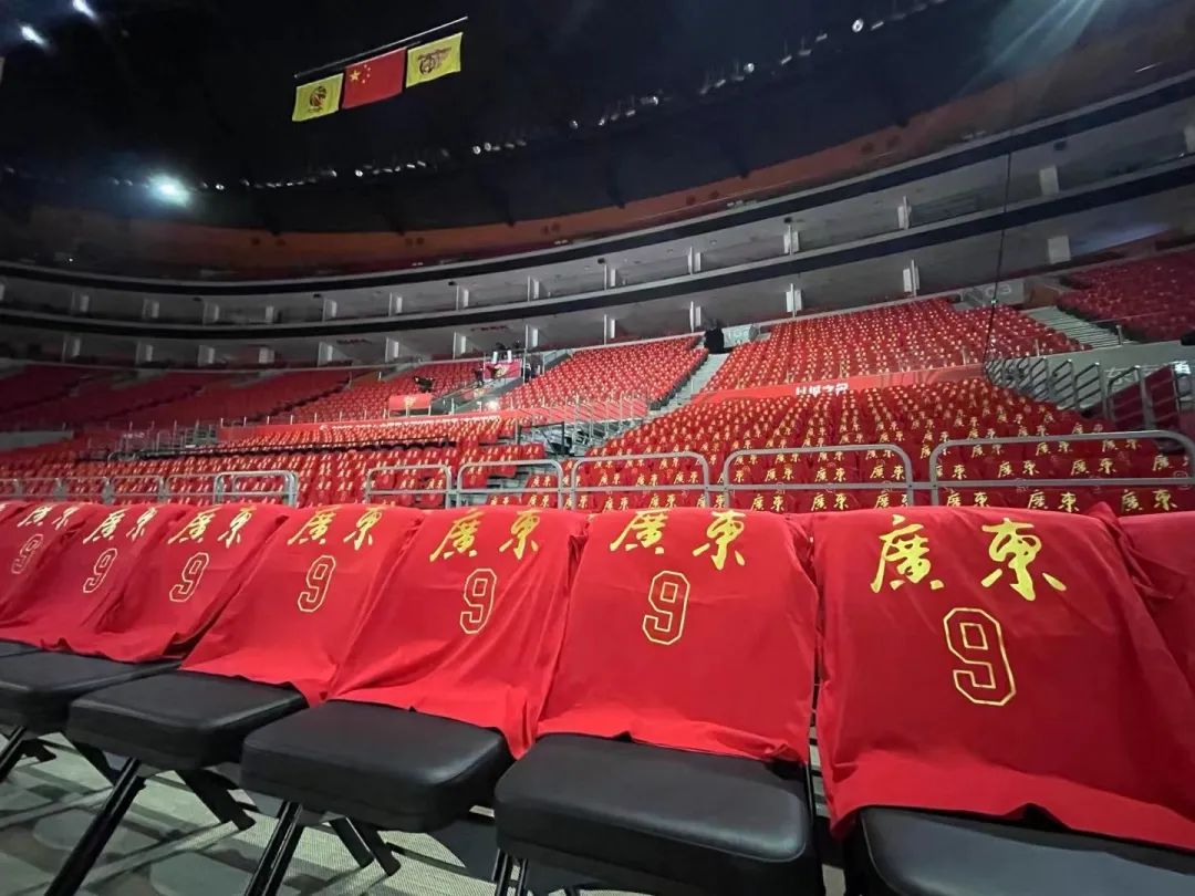 再见9号！易建联球衣退役仪式今晚举行附“篮球之城”打卡攻略