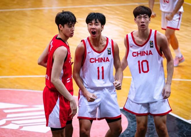 球盟会：U18男篮亚洲杯：中国三分准绝杀日本进八强 张博源22分锁小组第一
