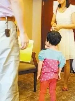 球盟会入口：惊悚：西乡碧海名园碎尸案冰箱内藏着两个包裹的人头！(图4)