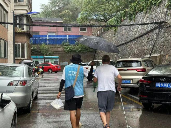 石景山这里打造全龄友好街道！(图17)