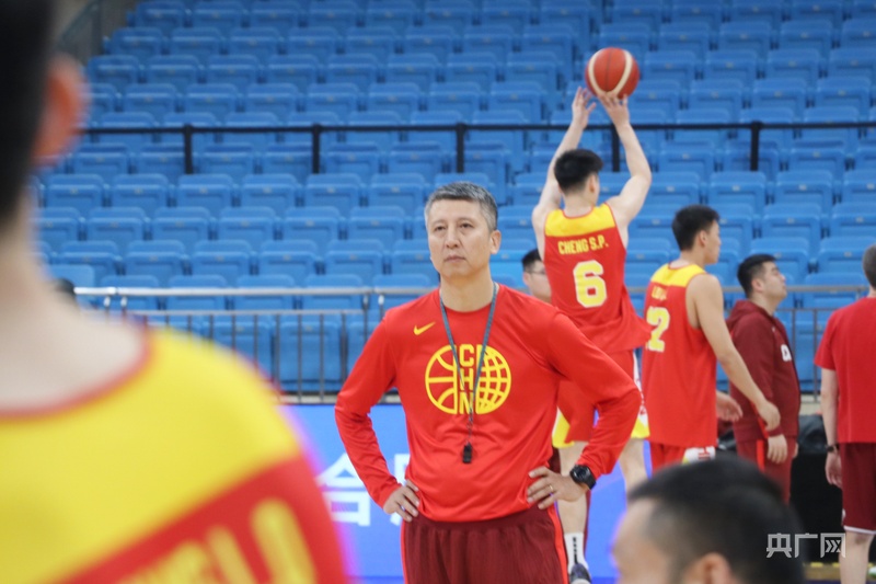 中国男篮重启亚洲杯预选赛 今晚将主场迎战关岛