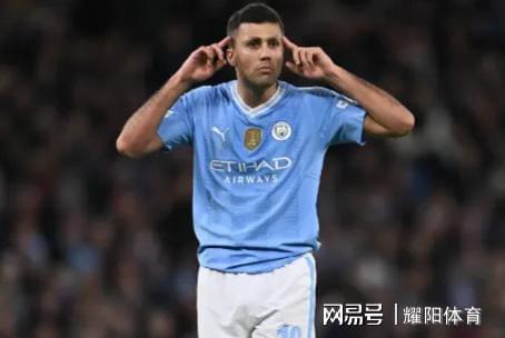 球盟会：罗德里称梅西是历史最佳！还指出了C罗跟梅西的区别！(图4)