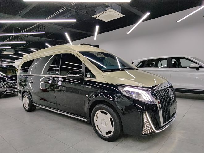 2024款奔驰威霆7座商务车配置详情天津港口优惠10万(图2)