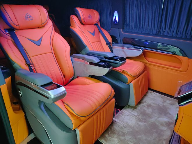 2024款奔驰威霆7座商务车配置详情天津港口优惠10万(图3)