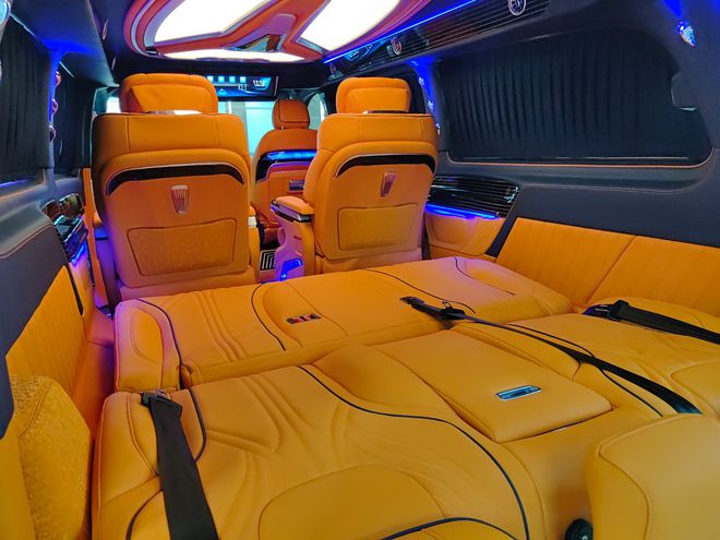 2024款奔驰威霆7座商务车配置详情天津港口优惠10万(图7)