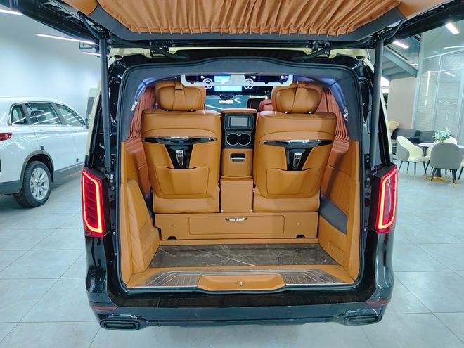 2024款奔驰威霆7座商务车配置详情天津港口优惠10万(图8)