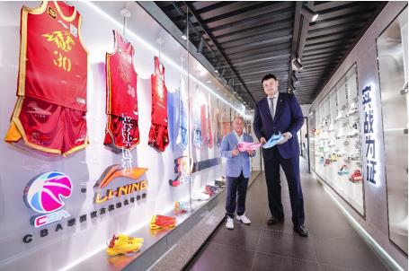 CBA联赛迎来第30个赛季李宁打造经典版球衣传承历史荣耀(图2)