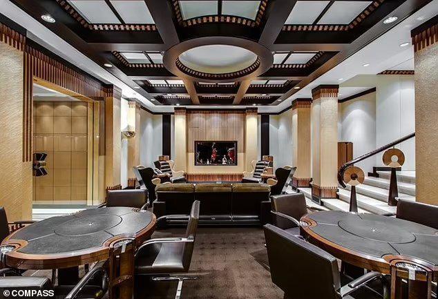 迈克尔·乔丹的芝加哥豪宅降价近2千万美元后终售出买家被公开(图4)