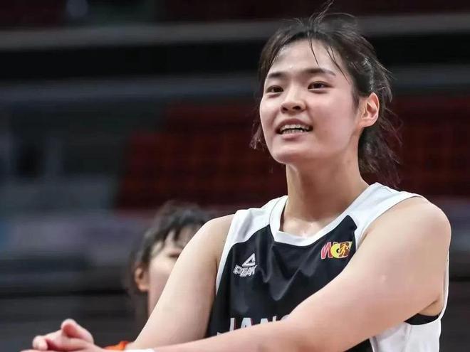 随着四川26分大胜 内蒙古38分大胜 江苏胜浙江 WCBA最新排名如下(图7)