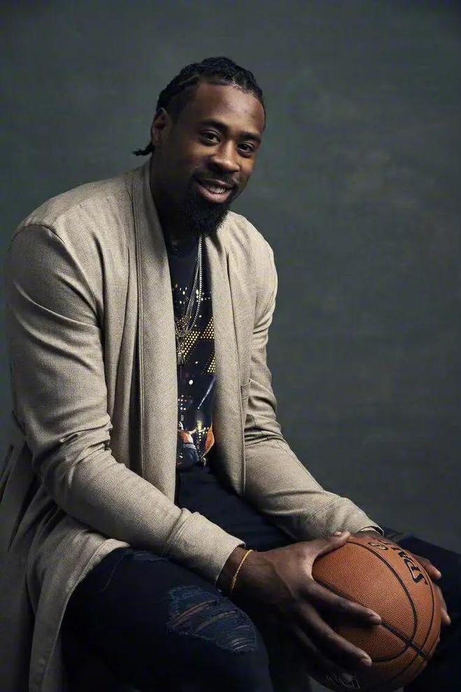 空接之城！这双战靴还会回归吗？(图9)