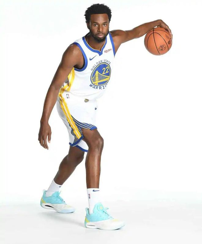 只要100+！这双国产实战鞋！被低估了