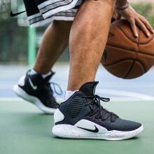 国际鞋履｜回顾与展望2024年度鞋履大事记