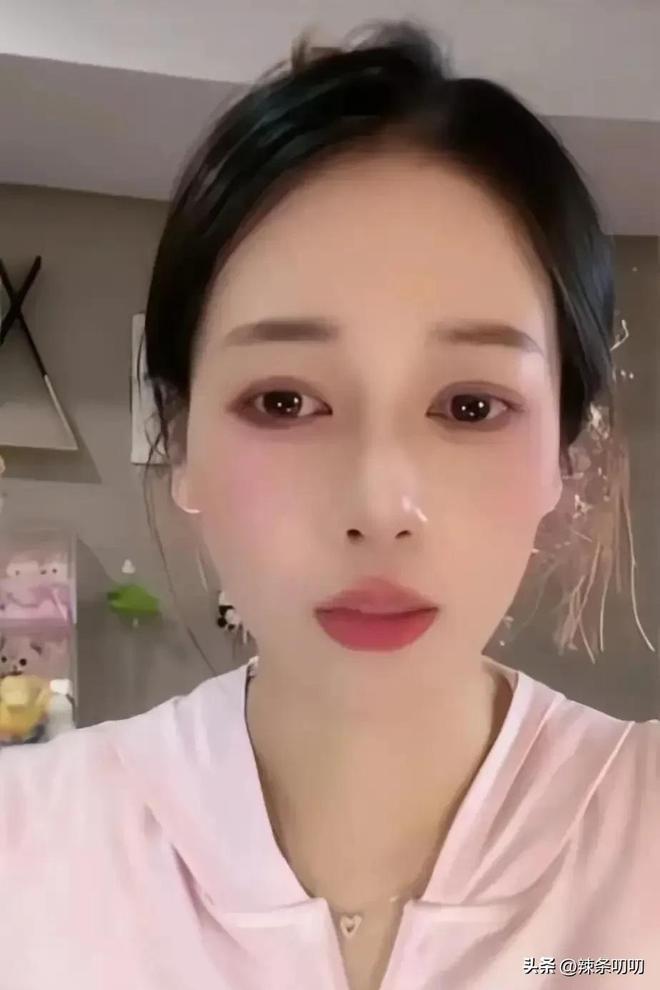 吴柳芳直播落泪代言费用曝光每年6万前体操女神刘璇发声被骂(图3)