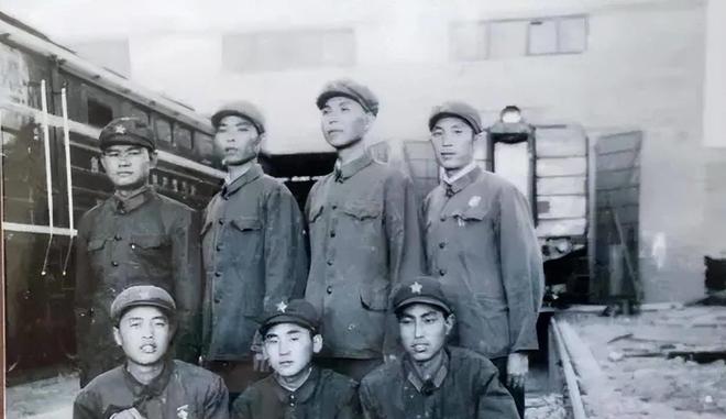 地导二营与航空兵师打篮球爽约师长给营长打电话：你什么意思？(图5)