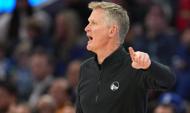 科尔：我们被灰熊打爆了但我对此并不担心球队定会迎来反弹