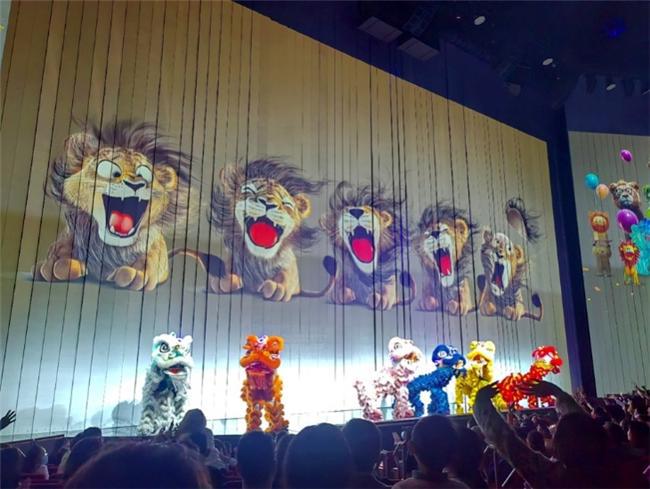 张艺谋新作《澳门2049》：舞美总监解密舞台设计突破(图6)