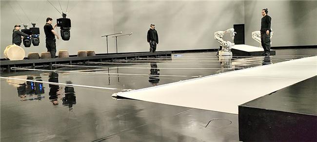 张艺谋新作《澳门2049》：舞美总监解密舞台设计突破(图8)