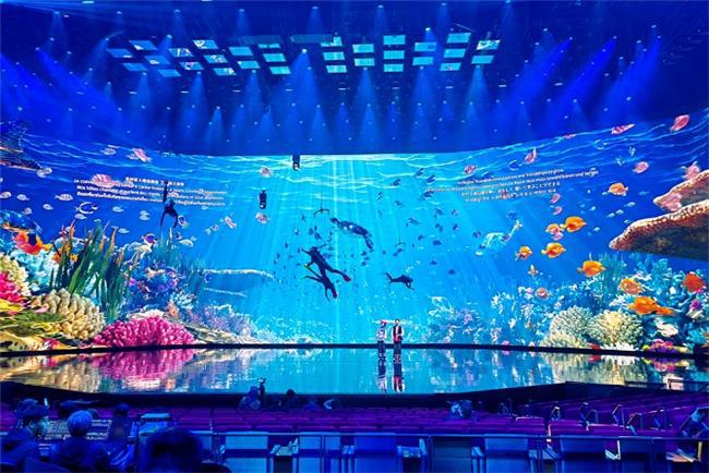 张艺谋新作《澳门2049》：舞美总监解密舞台设计突破(图12)