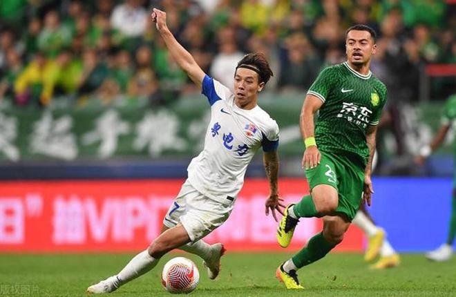 祖伊被截胡 土炮赴滇板上钉钉！亚泰追法乙黑又硬 广州教父去重庆(图2)