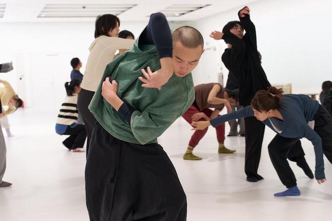 球盟会入口：浦东美术馆里的现代舞现场：连续三周普通人也可以跳(图5)