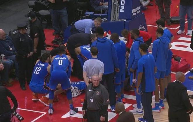 伤病滚粗！盘点联盟重伤史：乔治断腿后凤凰涅槃 利文斯顿险截肢(图6)