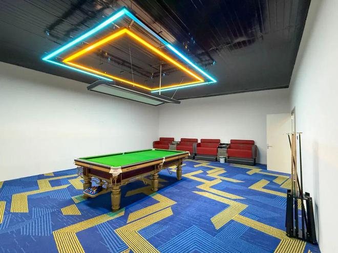 球盟会入口：好玩、便宜、场地大！大兴新开了个“一站式”体育馆(图9)