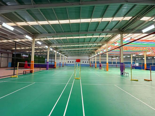 球盟会入口：好玩、便宜、场地大！大兴新开了个“一站式”体育馆(图5)