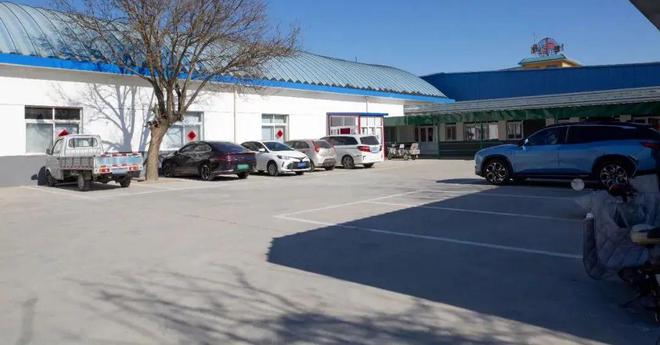 球盟会入口：好玩、便宜、场地大！大兴新开了个“一站式”体育馆(图15)