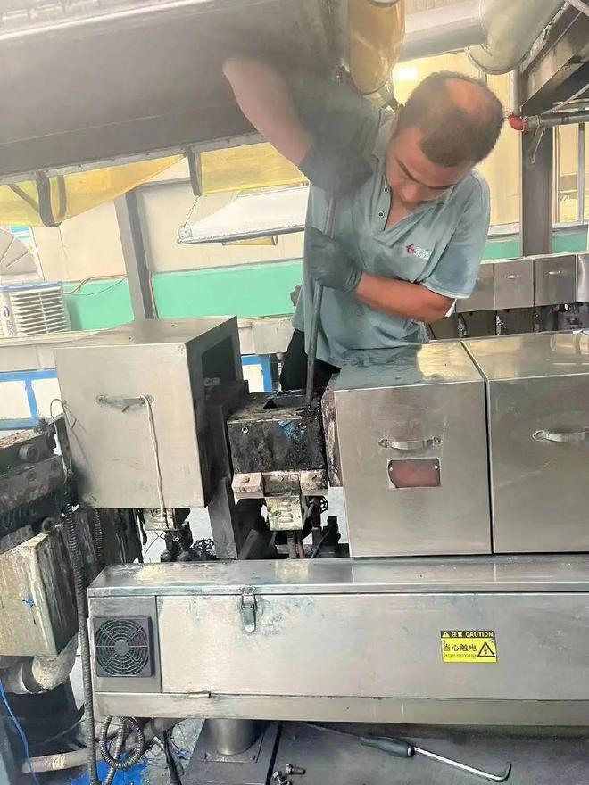 旺季纪实｜战酷暑 破万难 英利奥生产战队勇当先(图6)