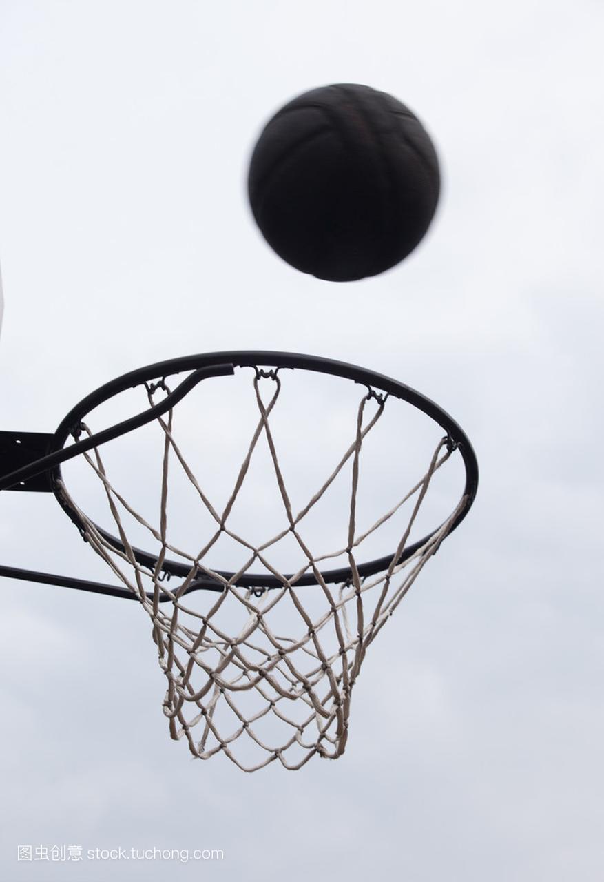 102岁老人圆梦游益阳