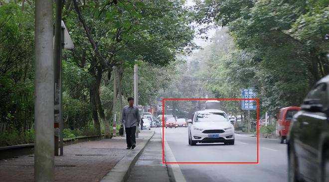 球盟会入口：简直笑掉大牙《我是刑警》这几处穿帮镜头一个比一个离谱(图11)