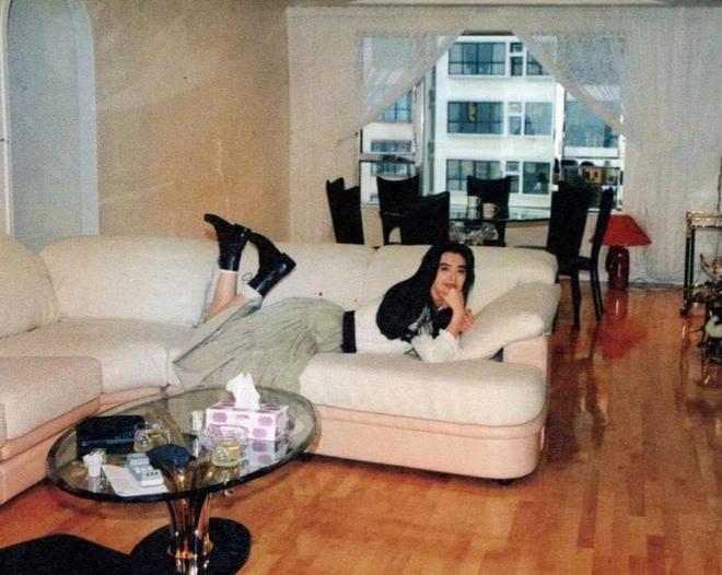 球盟会入口：和齐秦虐恋15年王祖贤突然官宣全网泪目：终于等到这一天了(图3)