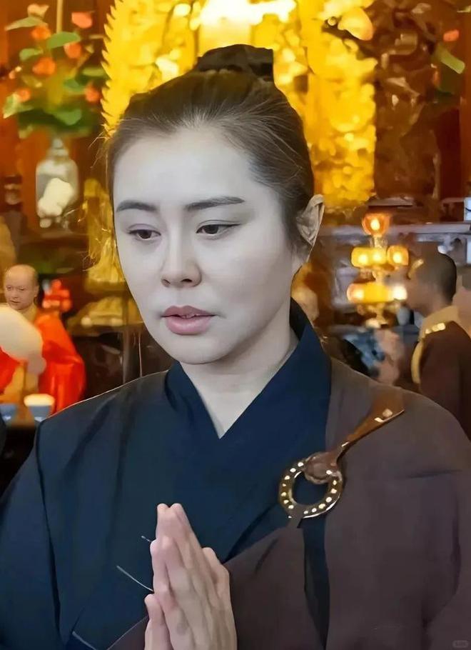 球盟会入口：和齐秦虐恋15年王祖贤突然官宣全网泪目：终于等到这一天了(图5)