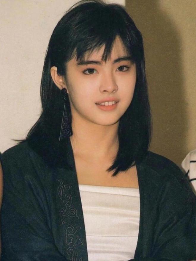 球盟会入口：和齐秦虐恋15年王祖贤突然官宣全网泪目：终于等到这一天了(图4)