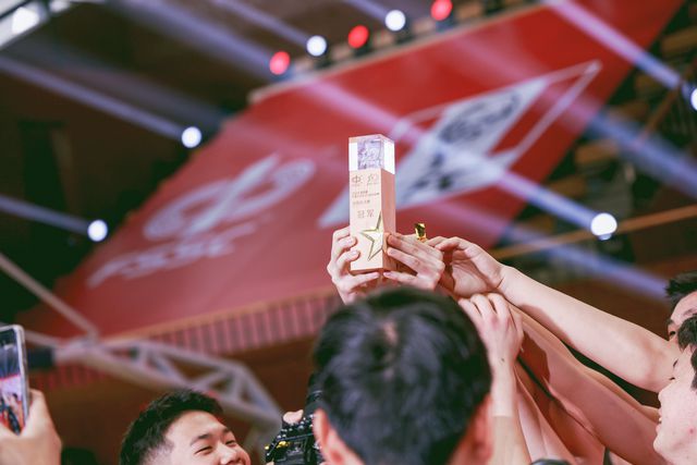 2024肯德基中国中学生三对三篮球联赛圆满落幕青少年篮球年度盛宴上演终极对决(图7)