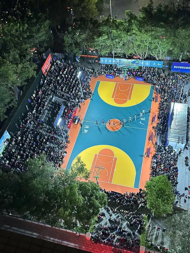 清新公园篮球场焕新升级只为热爱篮球的你！