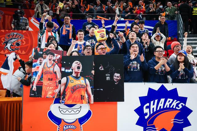 球盟会入口：CBA暂休赛但上海久事男篮没闲着俱乐部杯、常规赛补赛等仍大有看头(图1)