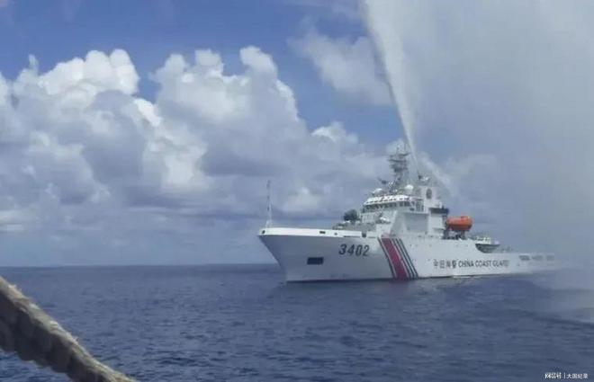 球盟会入口：中方摆开阵仗！轰6K挂弹抵达黄岩岛076出航美法航母进退两难