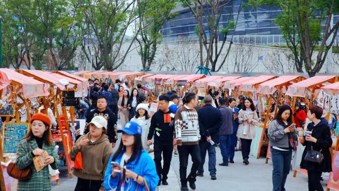 球盟会：密集赛程服务升级五粮液文化体育中心2025精彩抢先看！(图7)