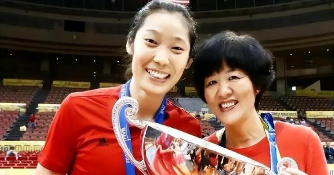 球盟会入口：郎平老领导判十年！原因证实比前任还恶劣曾反对女排被娱乐化(图22)