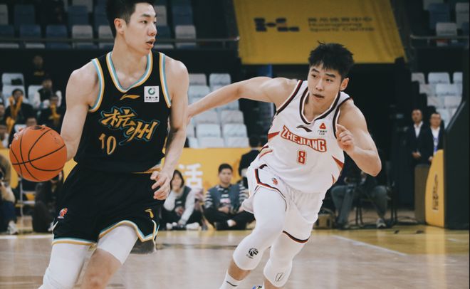 在浙江效力的东北男人CBA最被低估的帅哥妻子颜值不输明星(图3)