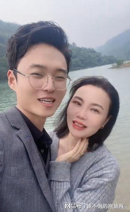 安徽小伙和深圳富婆相差22岁结婚1年后离婚儿子才三个月大(图11)
