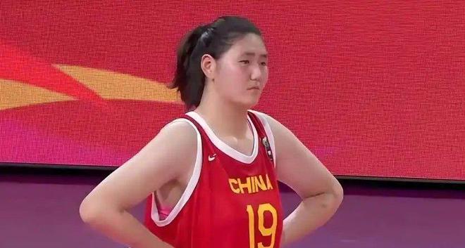 李昕与球迷互怼新回应称自己问心无愧张子宇有望加盟山东女篮(图13)