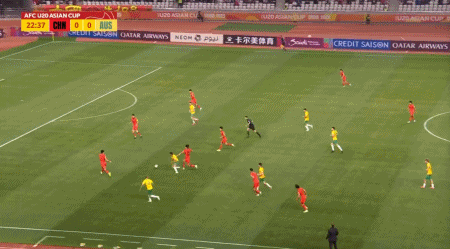 4-2 1-2！中国足球疯狂一夜！申花完胜神户U20国青憾负澳大利亚