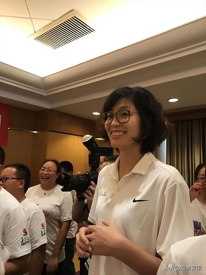 官宣！姚明妻子做出重要决定坚守8年后她选择辞去姚基金职务(图13)
