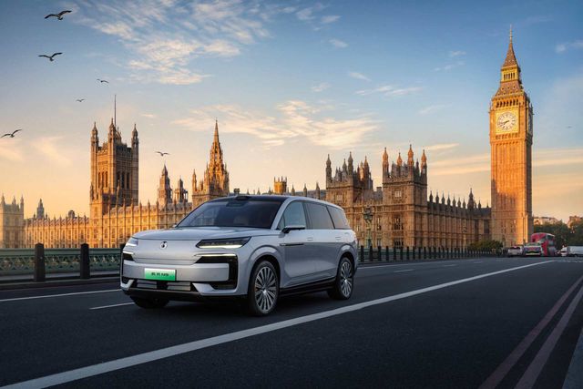 3898 万起！腾势 N9 「技术鱼池」放大招！杀入中大型 SUV 市场(图1)